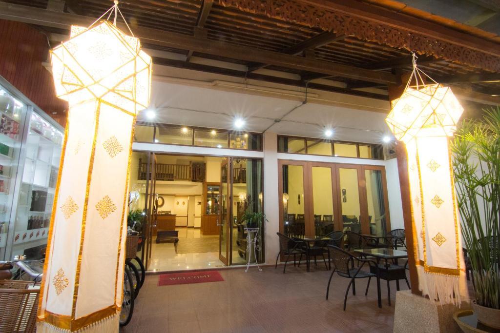 Отель Phoothawee House Чиангмай Экстерьер фото